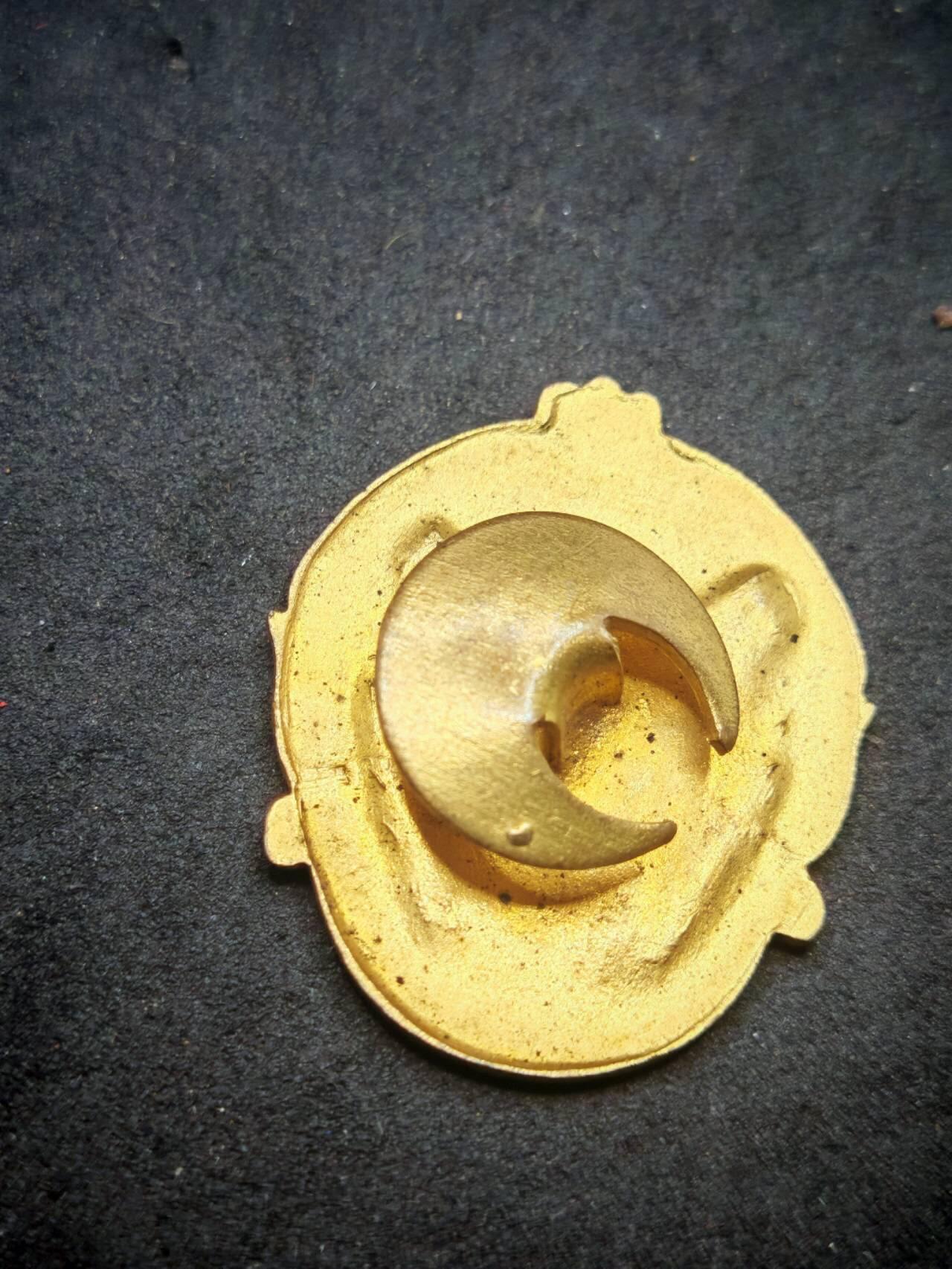凯旋世界勋赏（第18期）（欢迎送拍）（对拍品有疑问请询问客服，不接受到手刀，出价默认拍品品相。请认真阅读拍卖规则！出价默认已认可！）（收到货请录制开箱视频，无视频概不处理问题。） 第七届国际化学大会徽章1909年伦敦举办