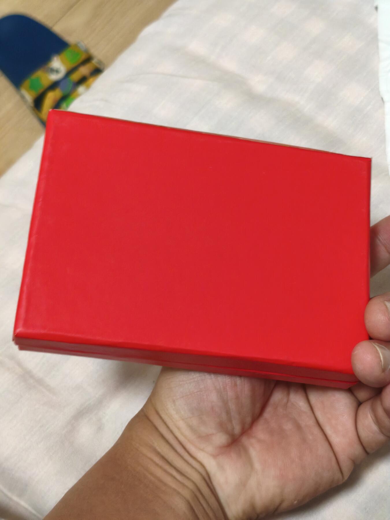 精品纪念章，品相尺寸如图，不包邮，不议价，