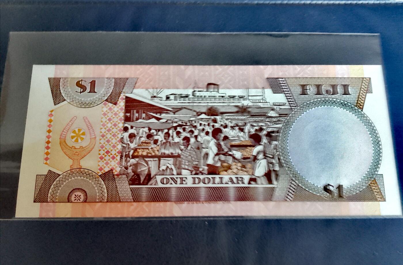 全新斐济1980年1元靓品纸币