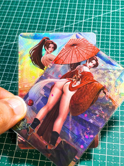 【关注参拍有赠卡】显眼宝29期  奇奇怪怪专场 - 嘎嘎鸭卡牌   经典对卡系列    火舞艺术卡   共2张   折光彩闪工艺   小卡尺寸  60*87