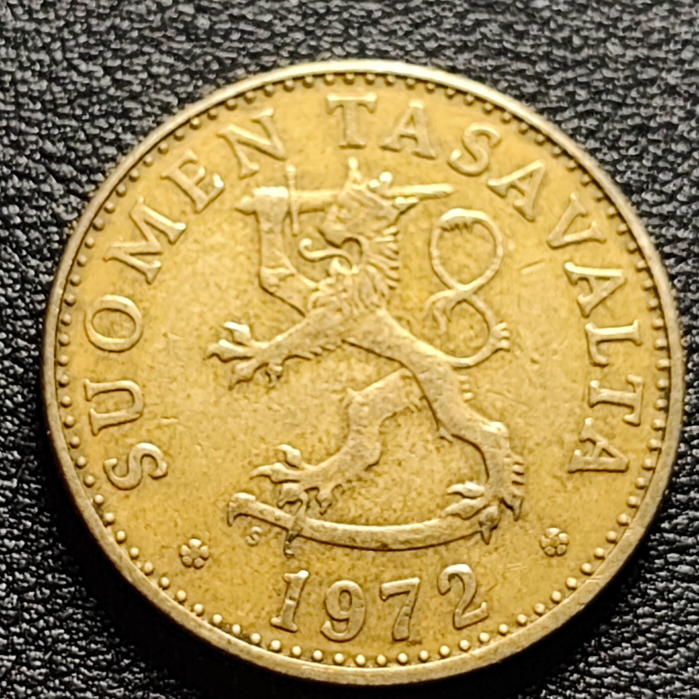 泉币菌-第100场-百场纪念 精品场 1972年 芬兰50芬尼铜币 持剑狮子 25mm