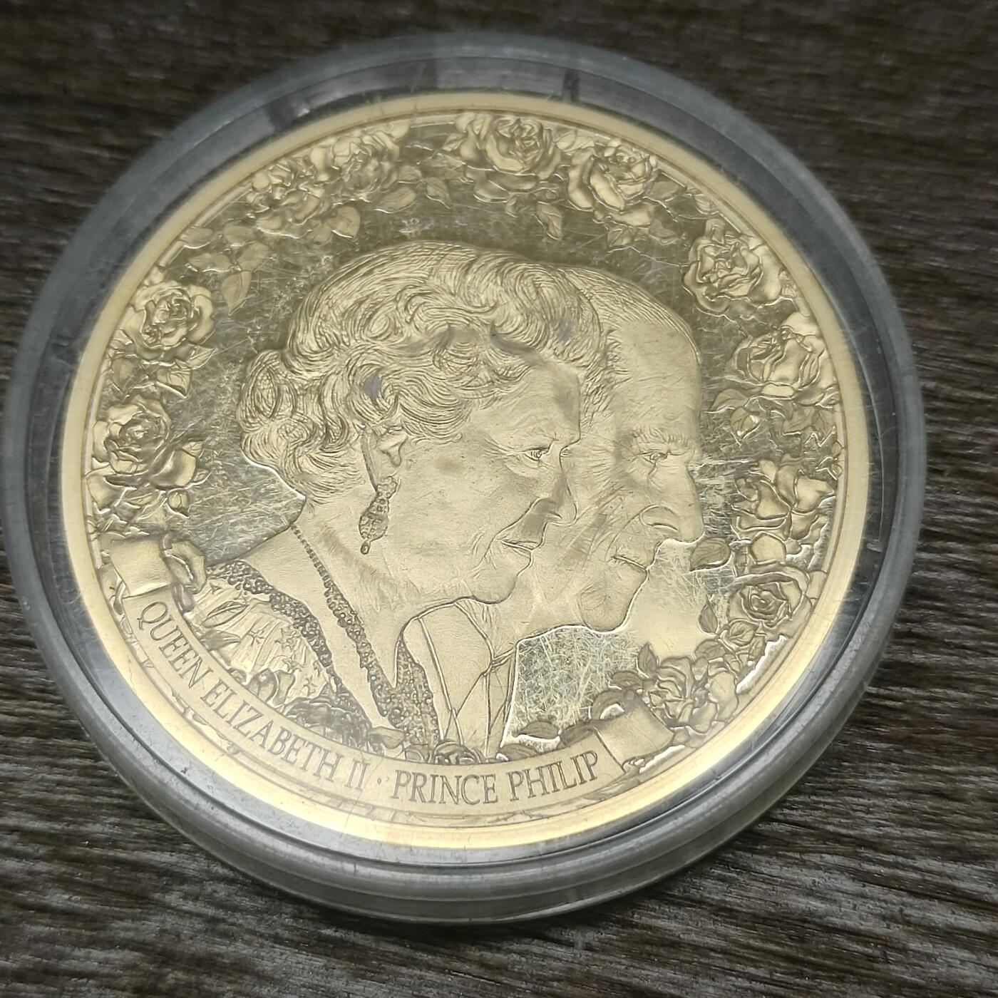【铜匠收藏】★第131场★散币场，无佣金，30包邮。不满30元，支付5元运费。《接受代拍 代送NGC评级》 伊丽莎白二世和菲利普亲王结婚纪念章 25.9g 直径38.6mm