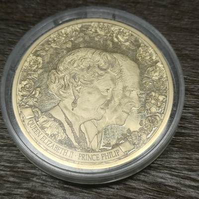 【铜匠收藏】★第131场★散币场，无佣金，30包邮。不满30元，支付5元运费。《接受代拍 代送NGC评级》 - 伊丽莎白二世和菲利普亲王结婚纪念章 25.9g 直径38.6mm
