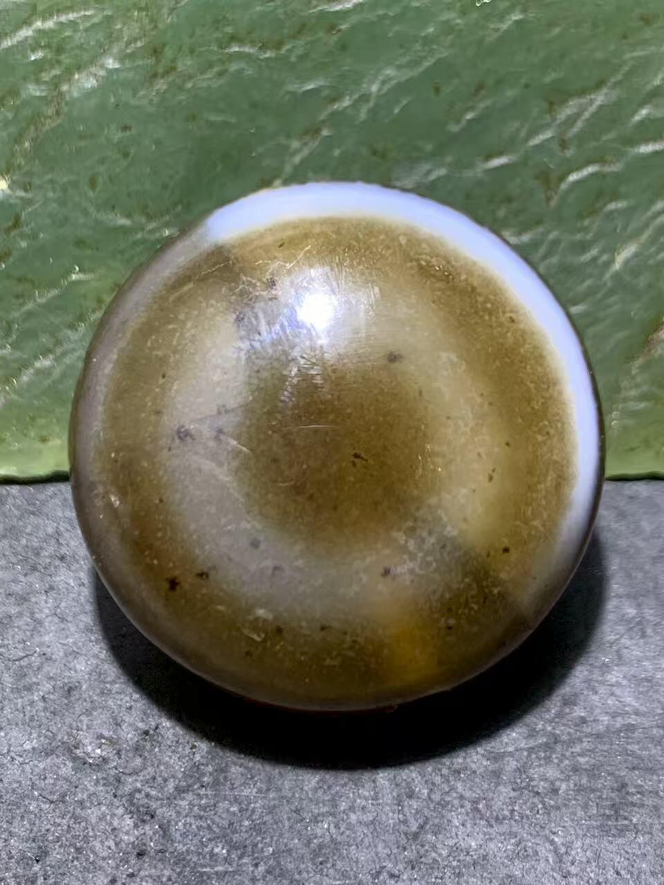 精品天眼纹药师玛瑙手工雕刻达摩祖师板珠（背云）一颗。