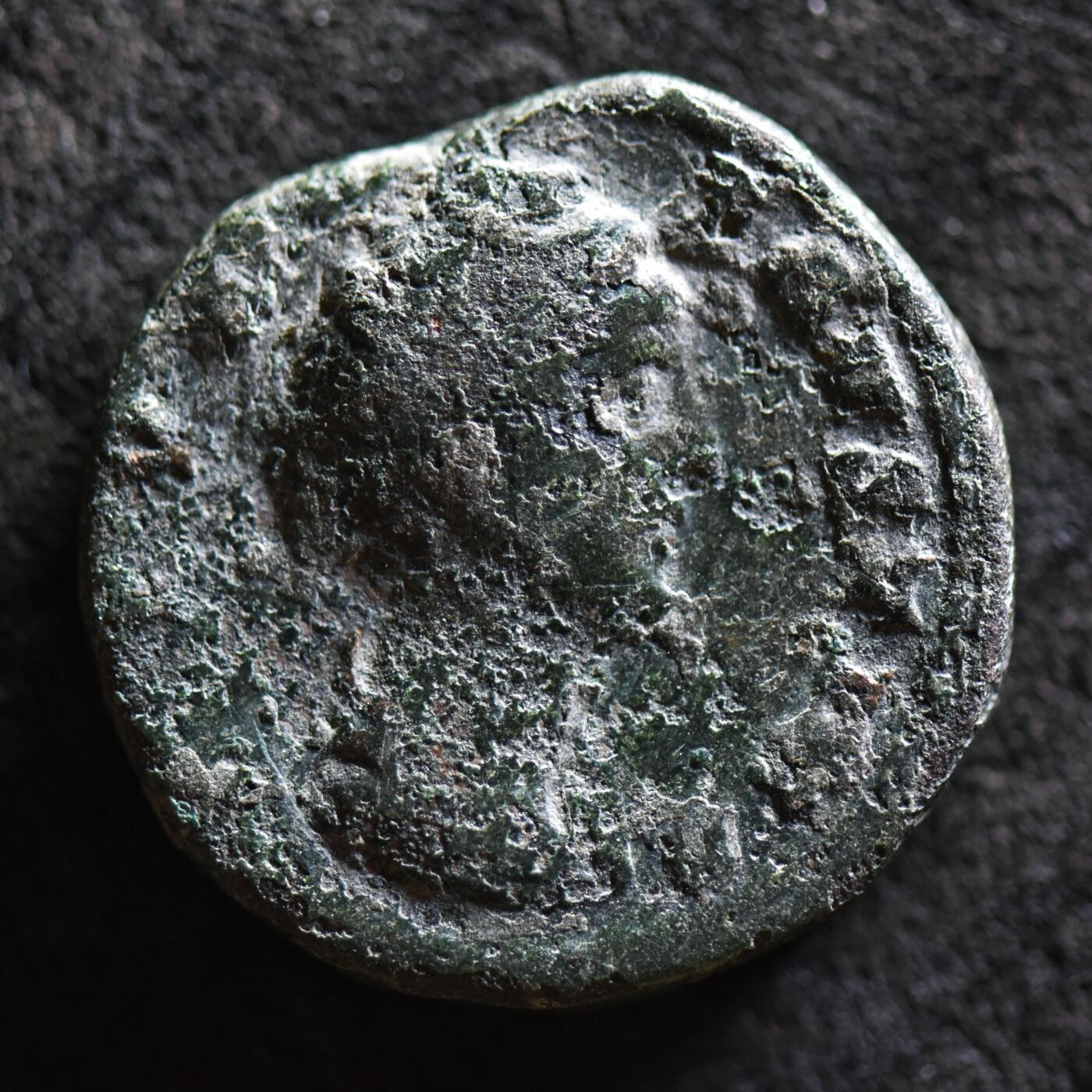【良泉】【国庆精品场】10月2日晚19.30点开拍！ 222组，西方古代钱币、印章专场 12.2克，公元140-150年【古罗马】五贤帝安东尼·庇护的皇后——大福斯蒂娜，谷神克瑞斯。阿斯铜币