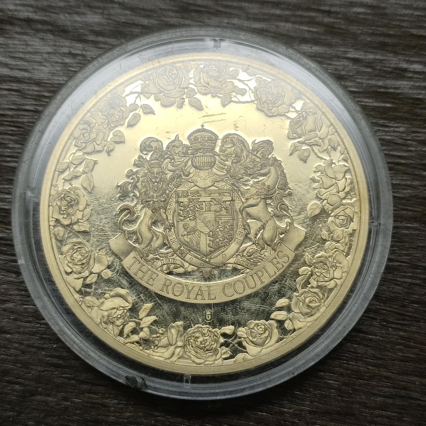 【铜匠收藏】★第131场★散币场，无佣金，30包邮。不满30元，支付5元运费。《接受代拍 代送NGC评级》 伊丽莎白二世和菲利普亲王结婚纪念章 25.9g 直径38.6mm