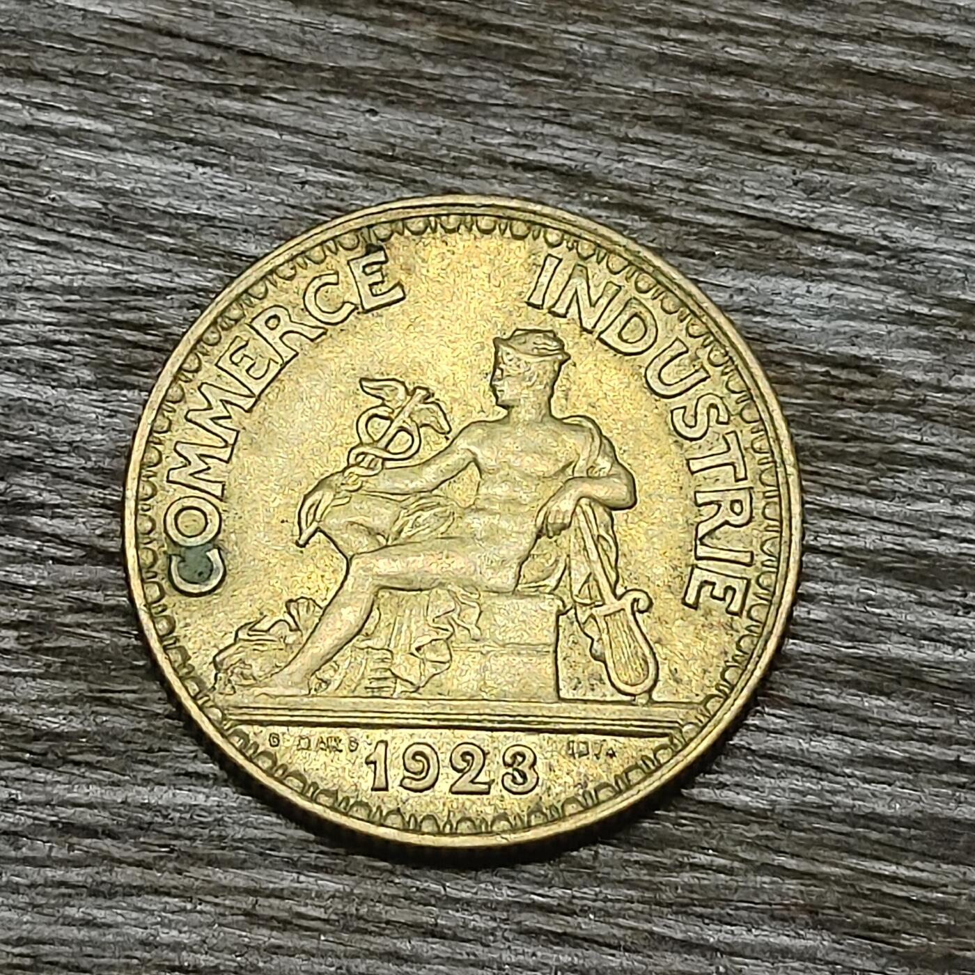 【铜匠收藏】★第131场★散币场，无佣金，30包邮。不满30元，支付5元运费。《接受代拍 代送NGC评级》 法国 50分 1923年 铝青铜商务部座人