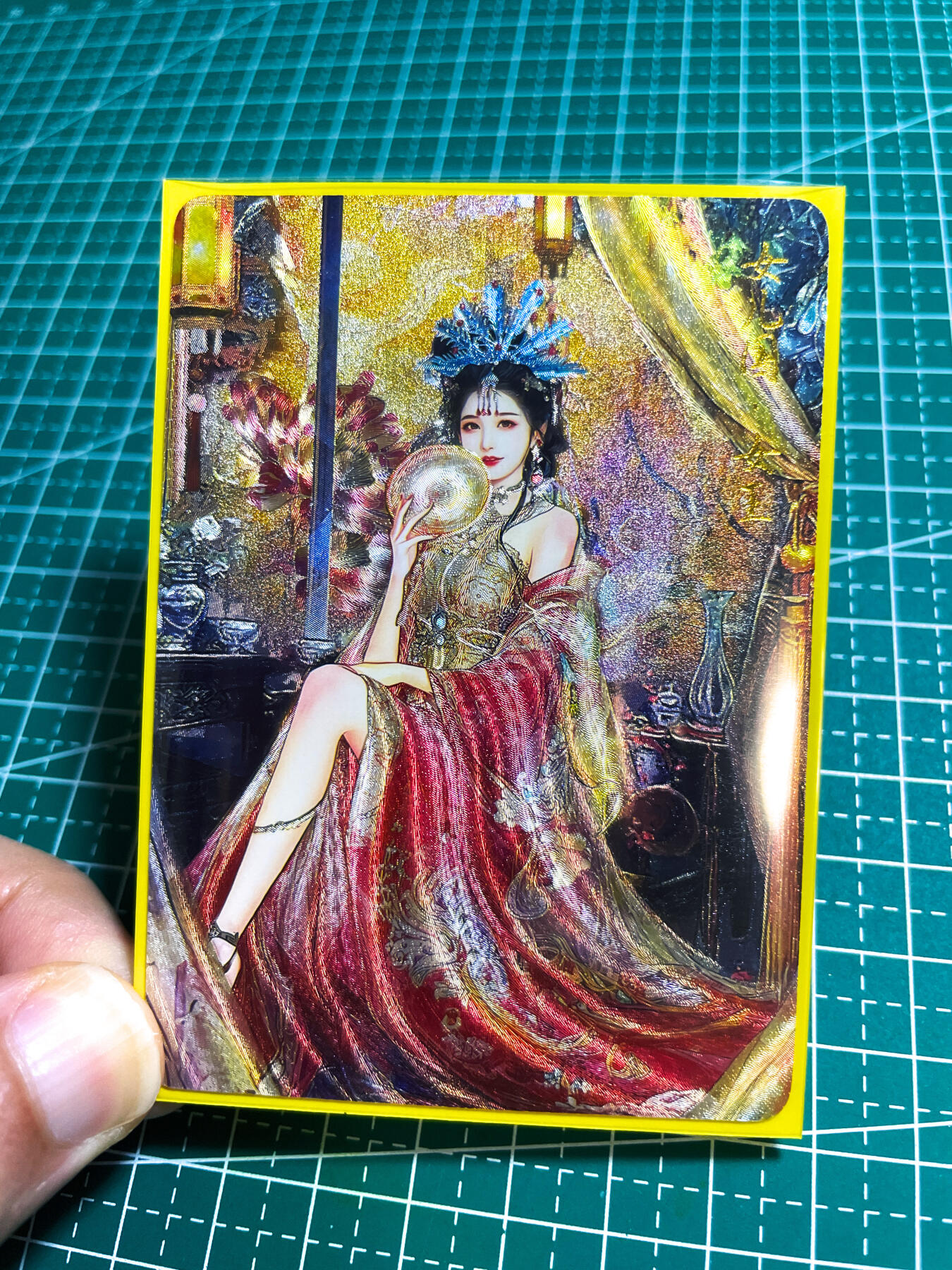 【关注参拍有赠卡】显眼宝29期  奇奇怪怪专场 女儿国·女王  人物漂亮 纹理细腻 粗闪卡一张 63*88