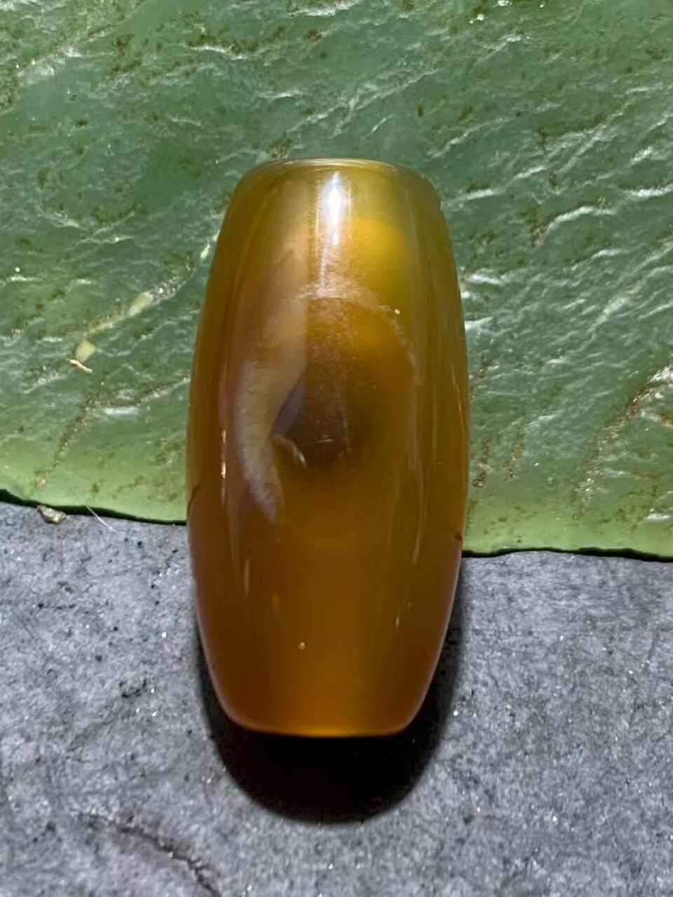 精美高玉化天眼纹缠丝玛瑙桶珠一颗，