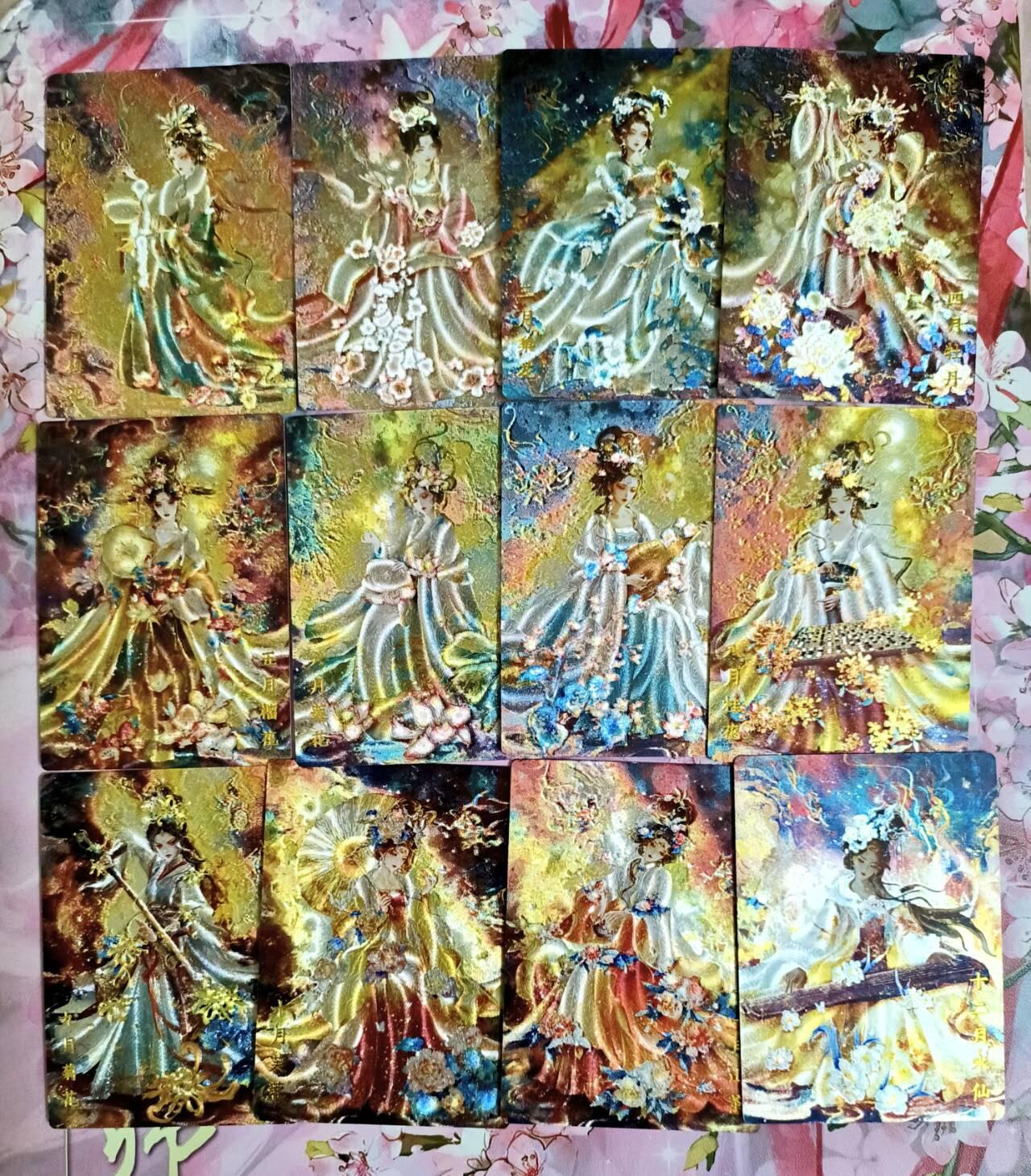 龙虎卡牌第五十二场，小坏熊，你真坏 （无佣金，满120包邮，欢迎送拍） 粗闪12张全 雪舟 十二花神12张齐