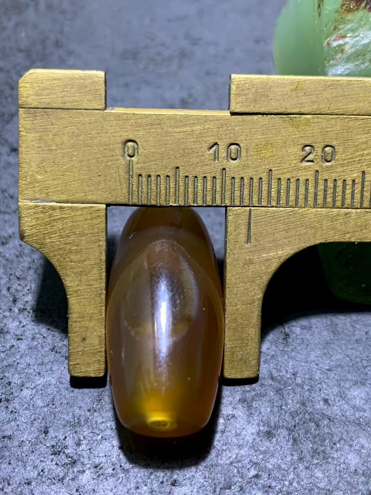 精美高玉化天眼纹缠丝玛瑙桶珠一颗，