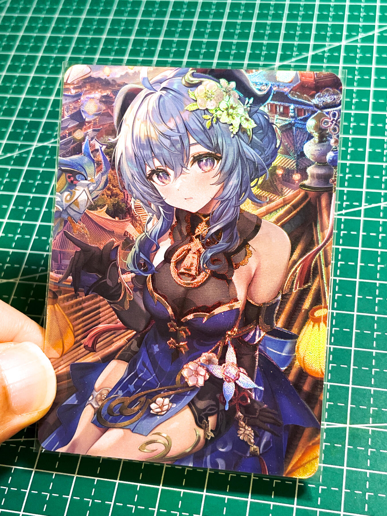【关注参拍有赠卡】显眼宝29期  奇奇怪怪专场 墨卡文创     原神星铁人物系列  甘雨   共1张   折光彩闪工艺  大卡尺寸  63*88