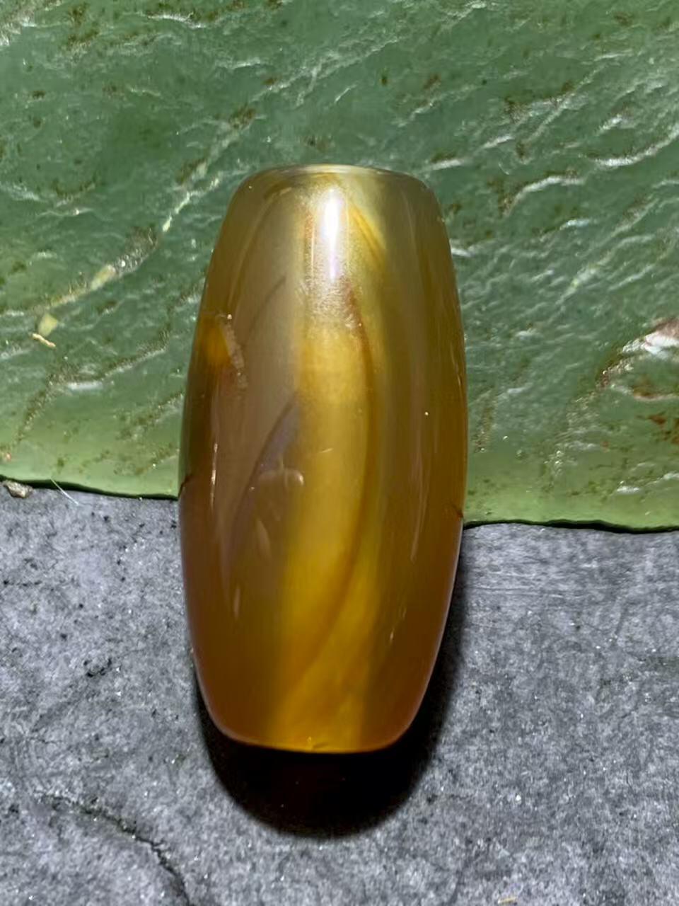精美高玉化天眼纹缠丝玛瑙桶珠一颗，