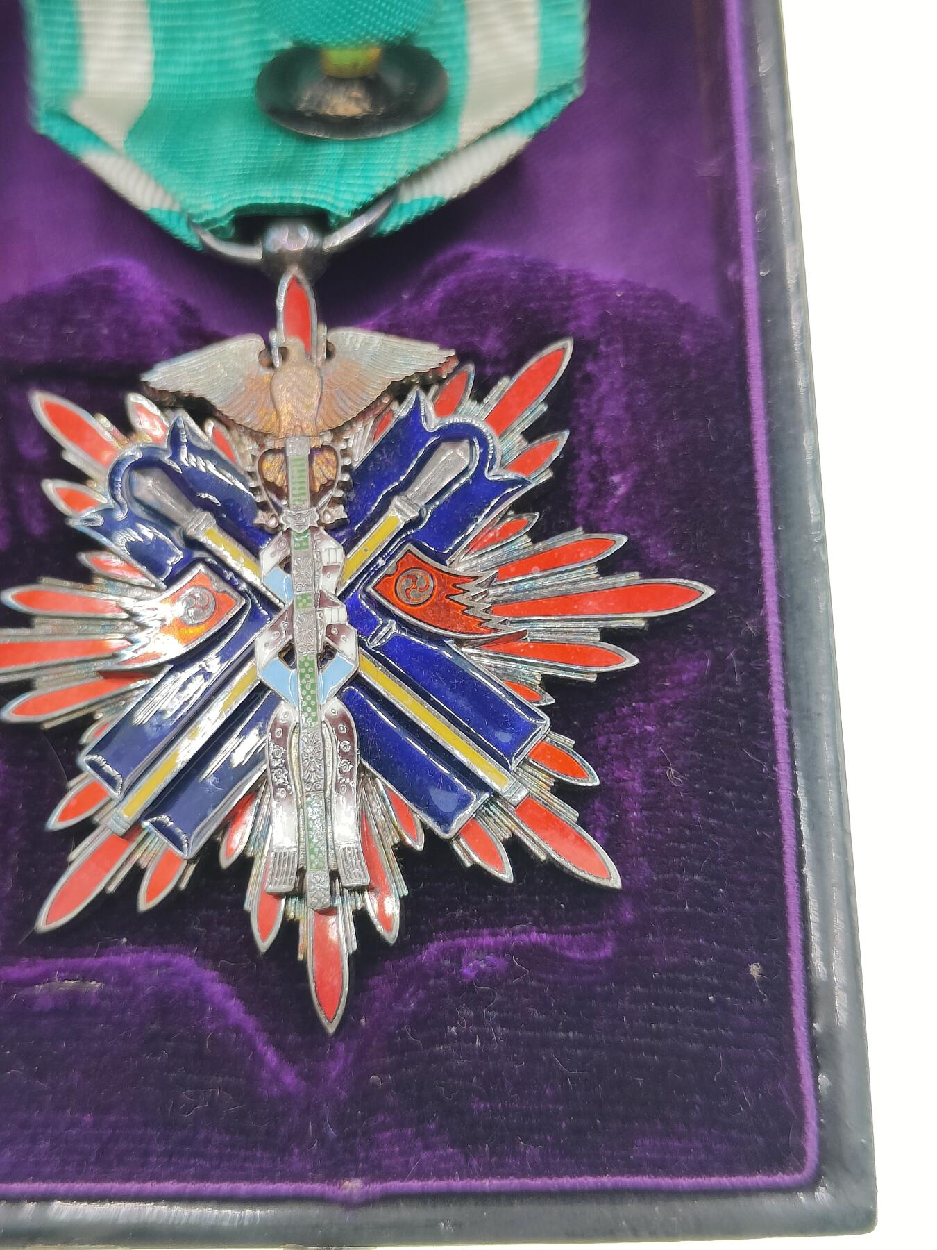 0元起拍勋章 第290期 咸鱼国勋章拍卖专场 8月31日（周日）下午6：00开始 极美品 珐琅无损 五级金鵄章 银制带盒略