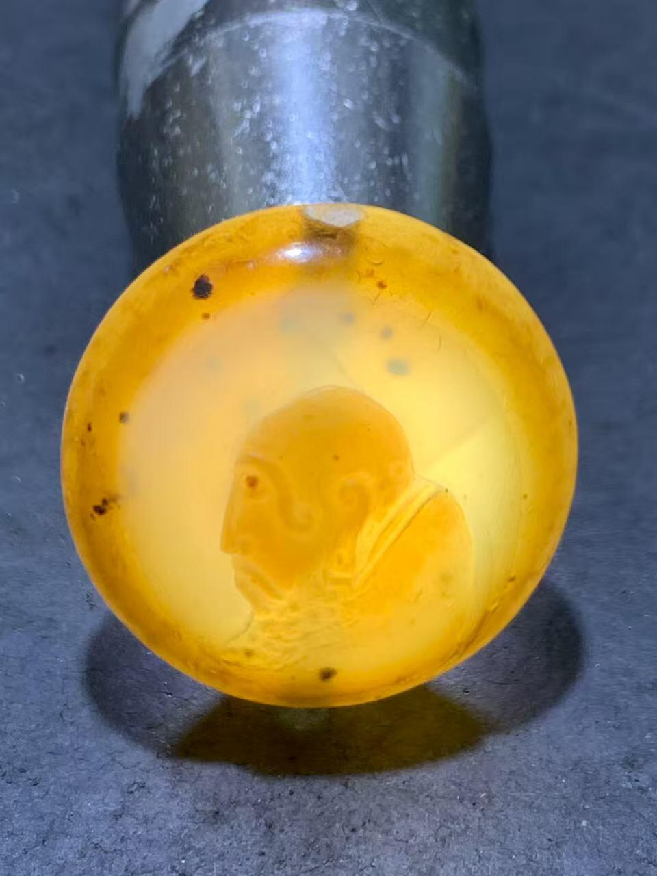 精品天眼纹药师玛瑙手工雕刻达摩祖师板珠（背云）一颗。