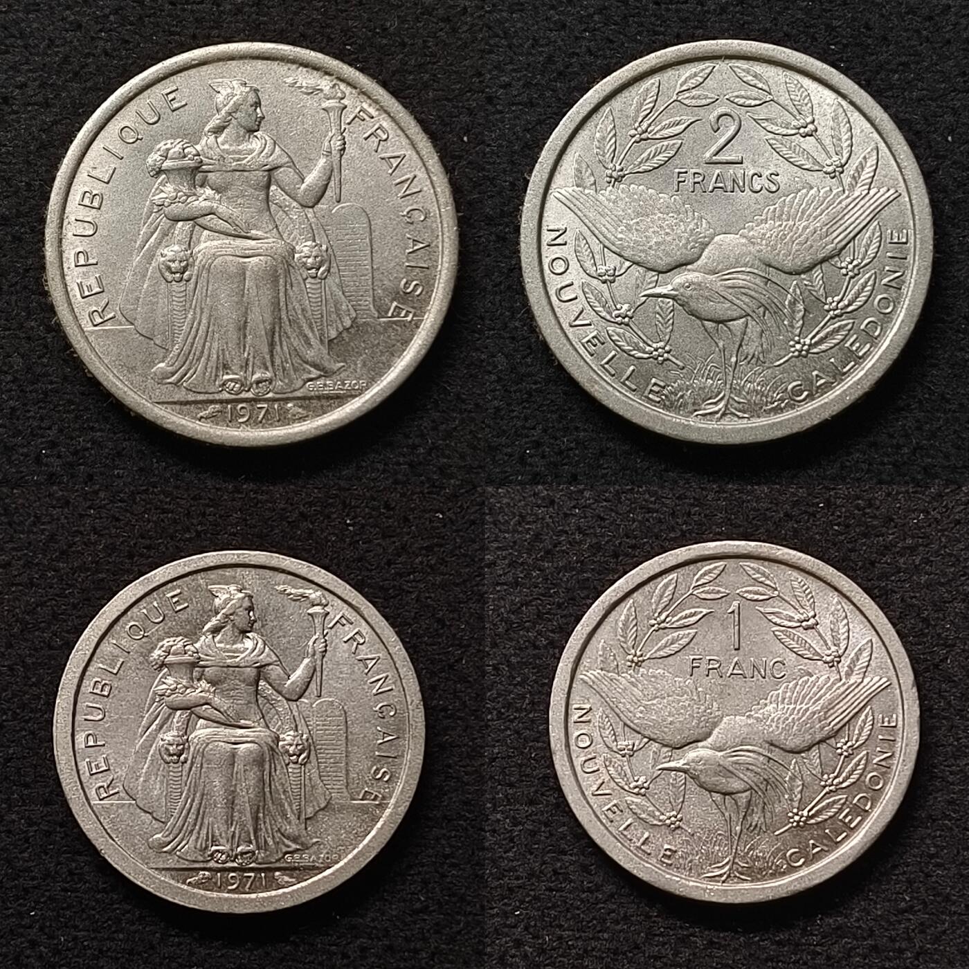 【全场包邮】纯粹捡漏拍474场（免费代拍第11场） 新喀里多尼亚1971年第二版独立年份版1-2法郎2枚套币（KM8-9）