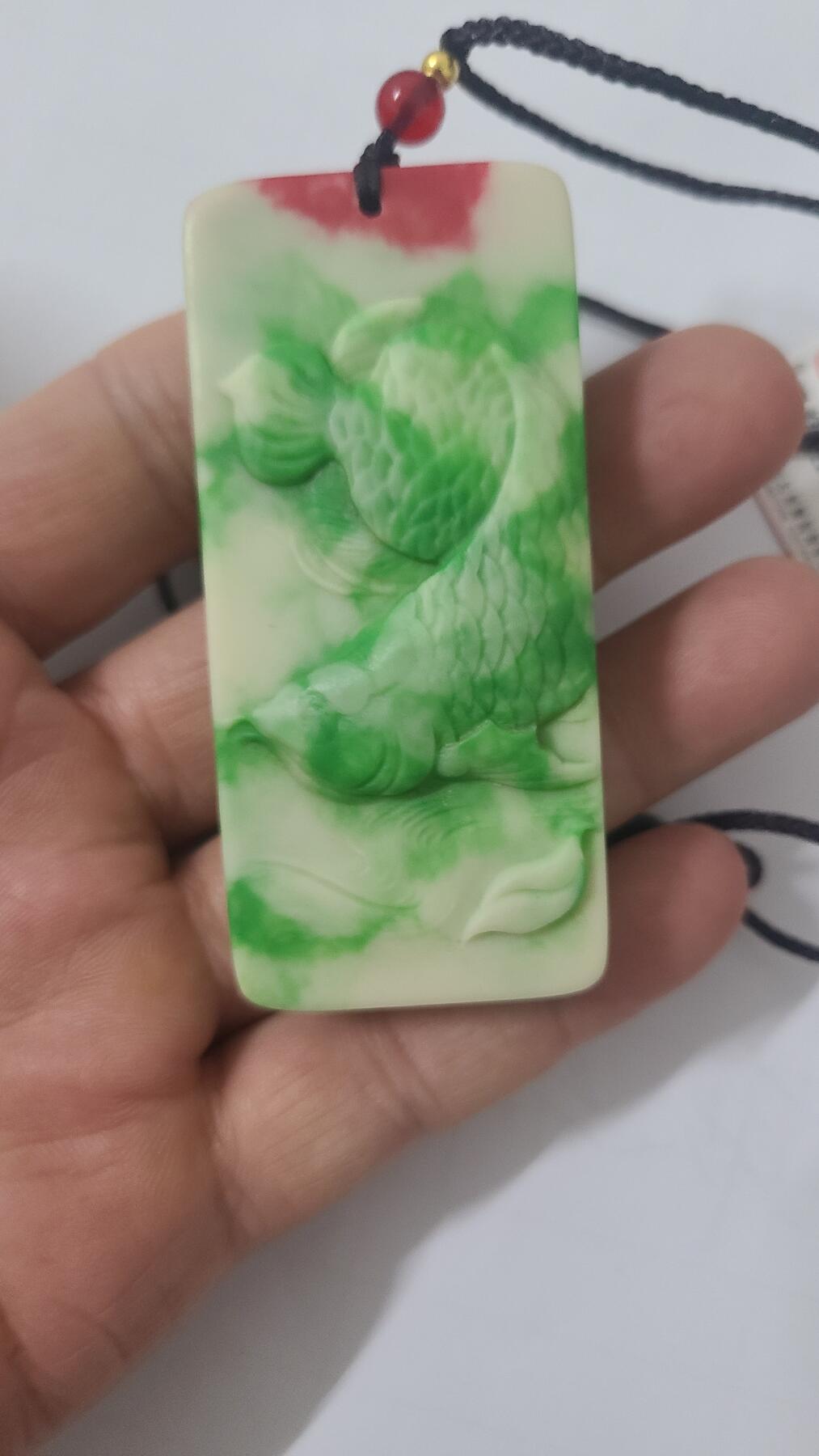 乾隆香绿祺生命果树鱼牌沉香吊坠