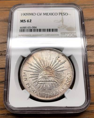 凡希社世界钱币微拍月度大拍（2025/8） - 1909MO墨西哥直边鹰洋NGC-MS62，漂亮的双面洋红彩，底光充沛。