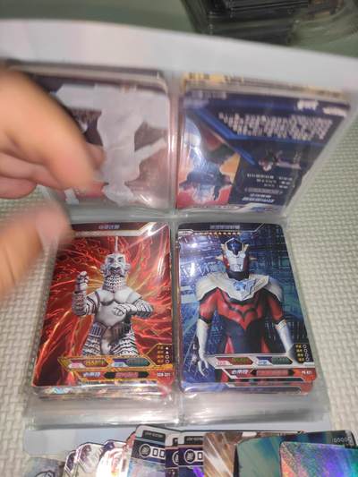 卡迷第5期，清仓 卡游奥特曼 一本 200张以上