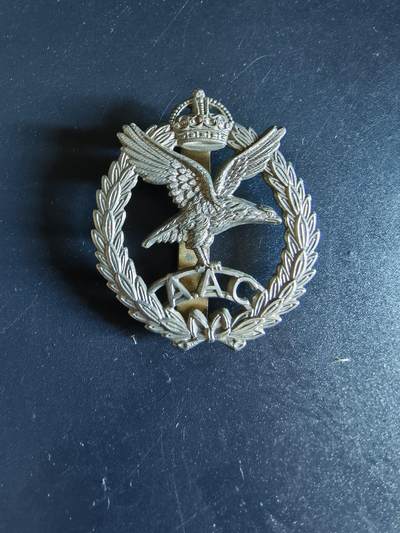 老王徽章第145期 - 英国陆军航空兵帽徽    二战时期 