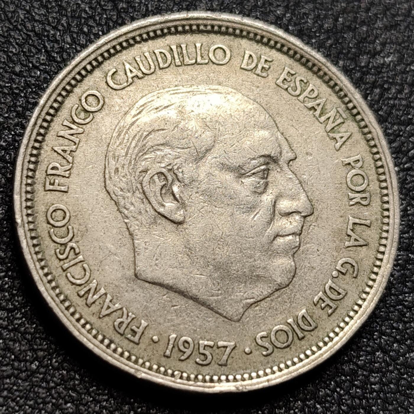 泉币菌-第106场-散币乐园场 西班牙1957年25比萨塔 佛朗哥 铜镍币 26.5mm 