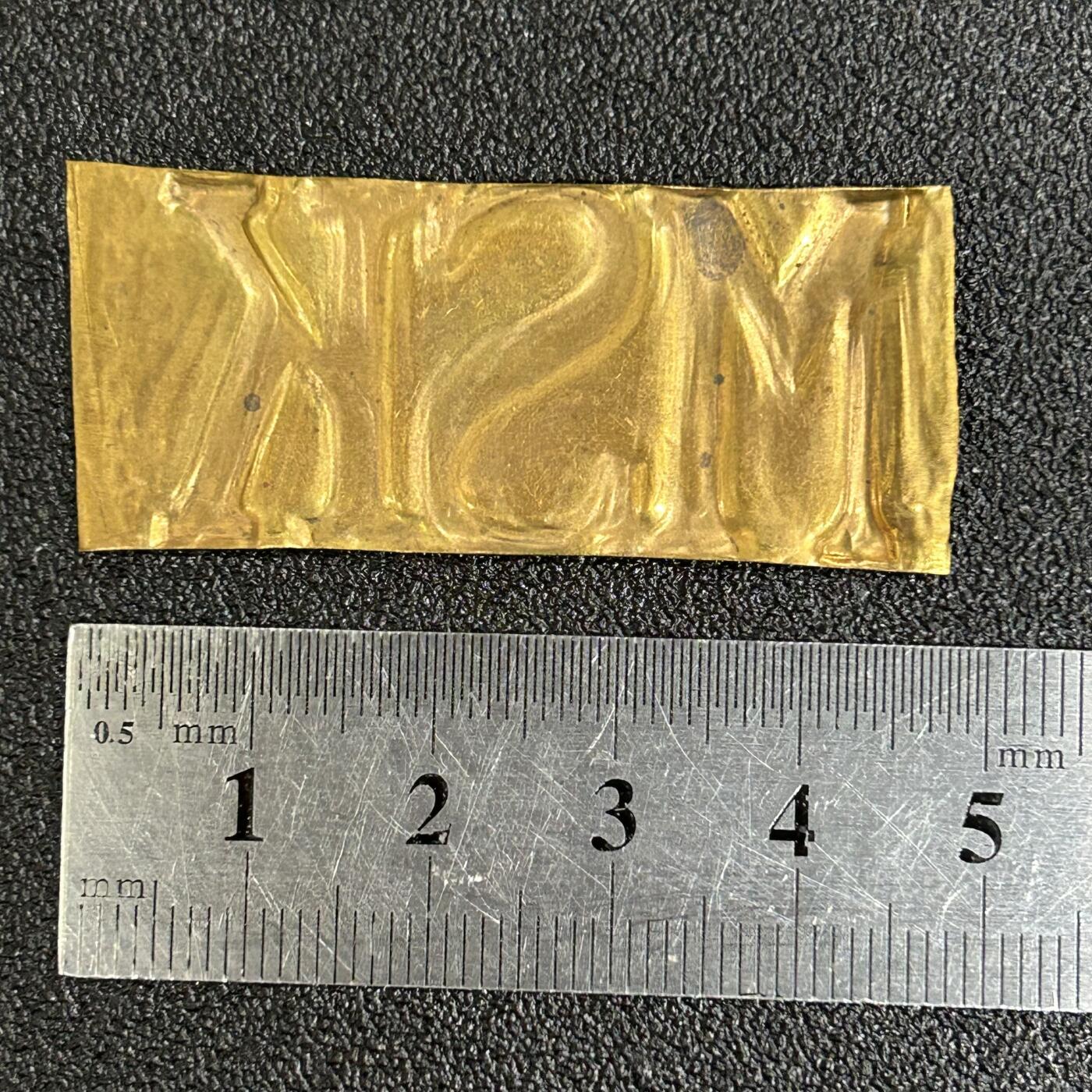 西秦中古拍卖第五十六期 芬兰领章半成品