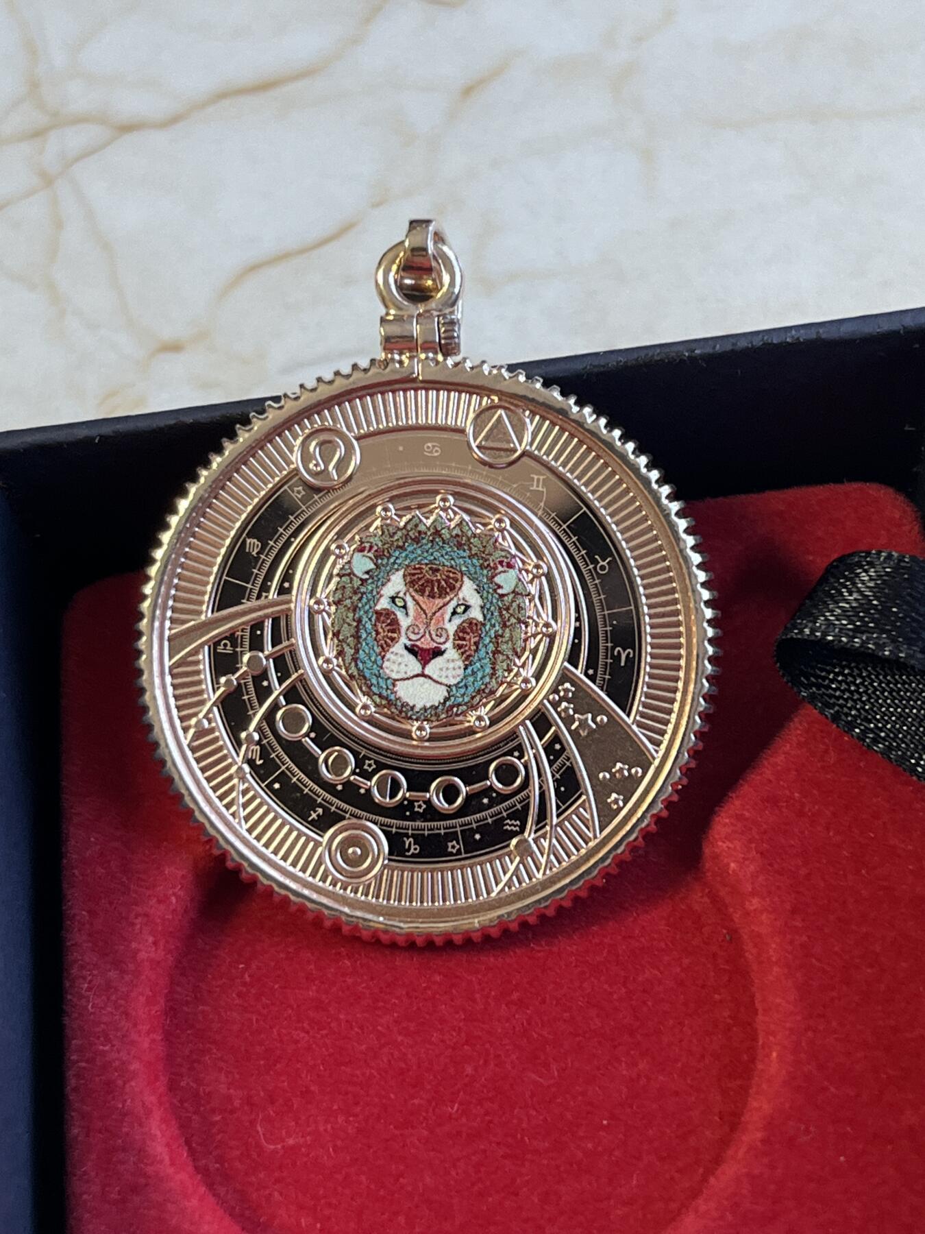 第173期拍卖【长期征集拍品】 喀麦隆2021年十二星座系列狮子座镀玫瑰金银币，999银镀金，10克，发行999枚