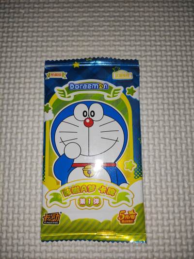 卡迷第5期，清仓 未拆 哪吒卡10元包 哆啦A梦卡5元包 美少女战士2元包