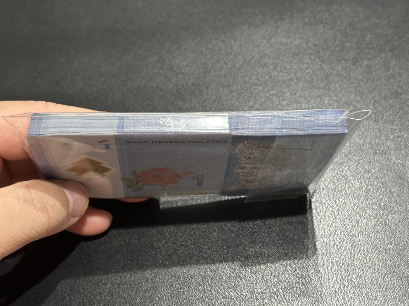 《外钞收藏家》第五百六十一期（精选优质、热门评级币）（本平台长期征集拍品、欢迎藏友们联系合作）