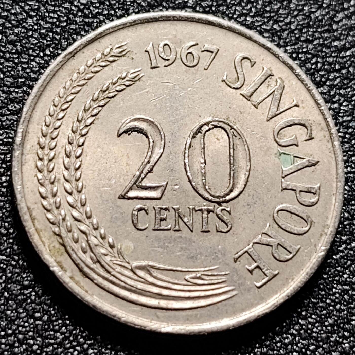 泉币菌-第102场-散币乐园场 带光美品 高币值 1967年 新加坡20分 海洋动物-剑鱼 24mm