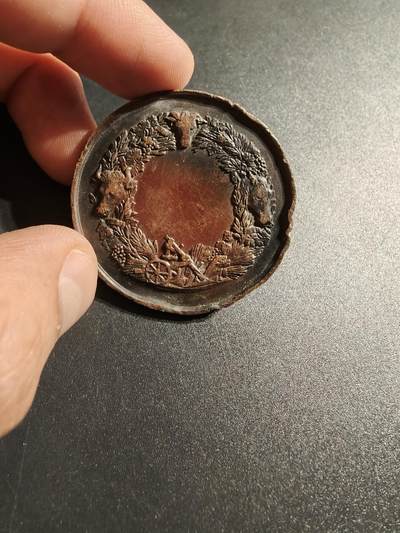 老王徽章第145期 - 法国单面镀金大银章    950银镀金    直径40mm   重量29.8g