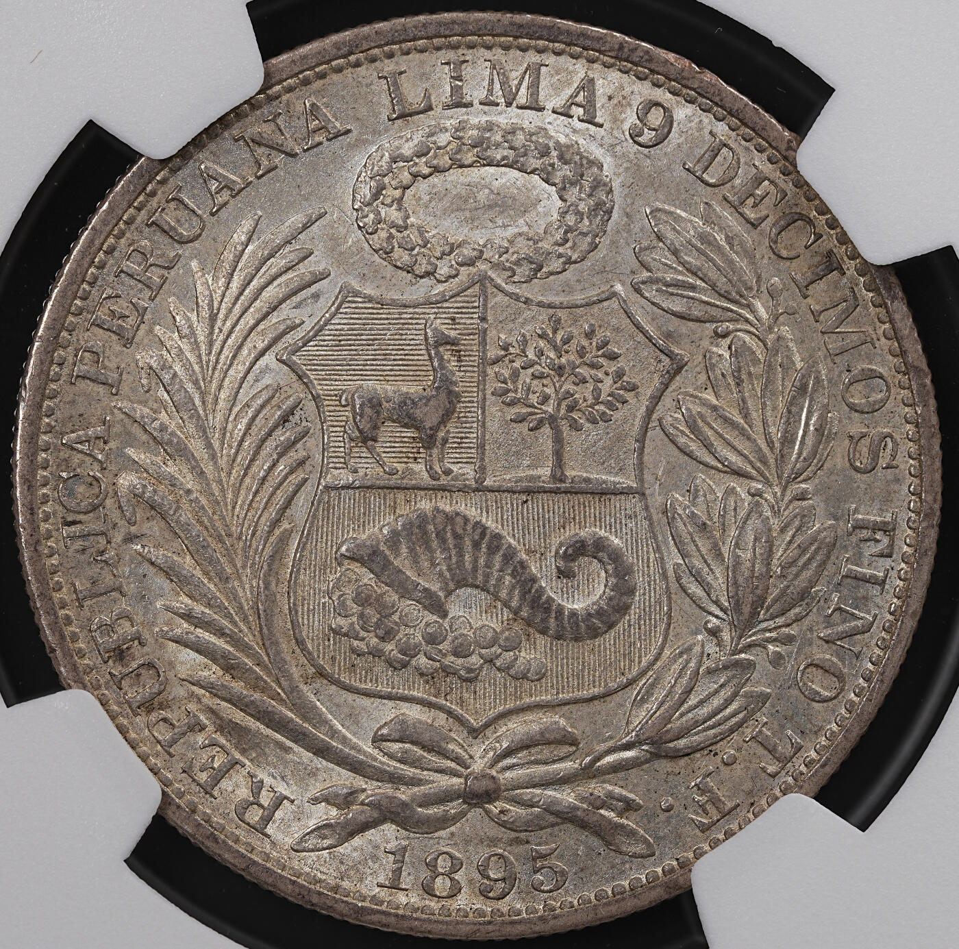 修遠堂世界钱币第八十二期 NGC AU58 1895年秘鲁1 SOL大银币