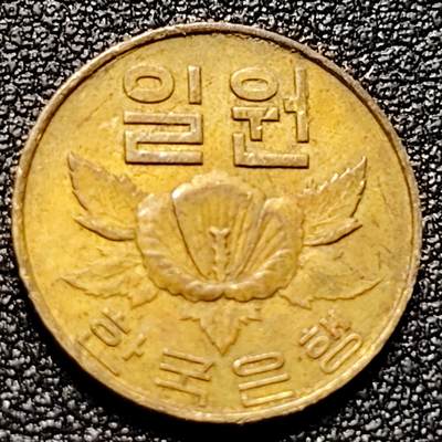泉币菌-第105场-精品福利场 - 1967年韩国1韩元黄铜币 玫瑰  17.2毫米1.7克