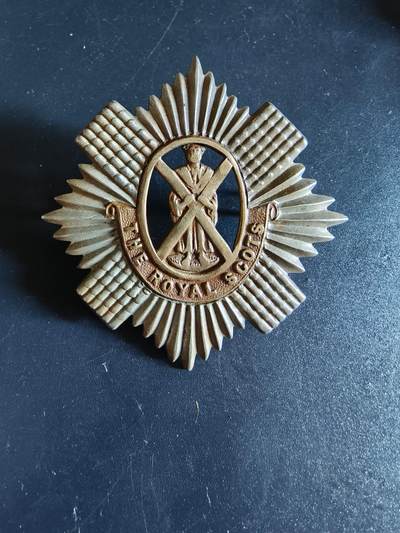 老王徽章第145期 - 英国皇家苏格兰步兵团帽徽   一战时期