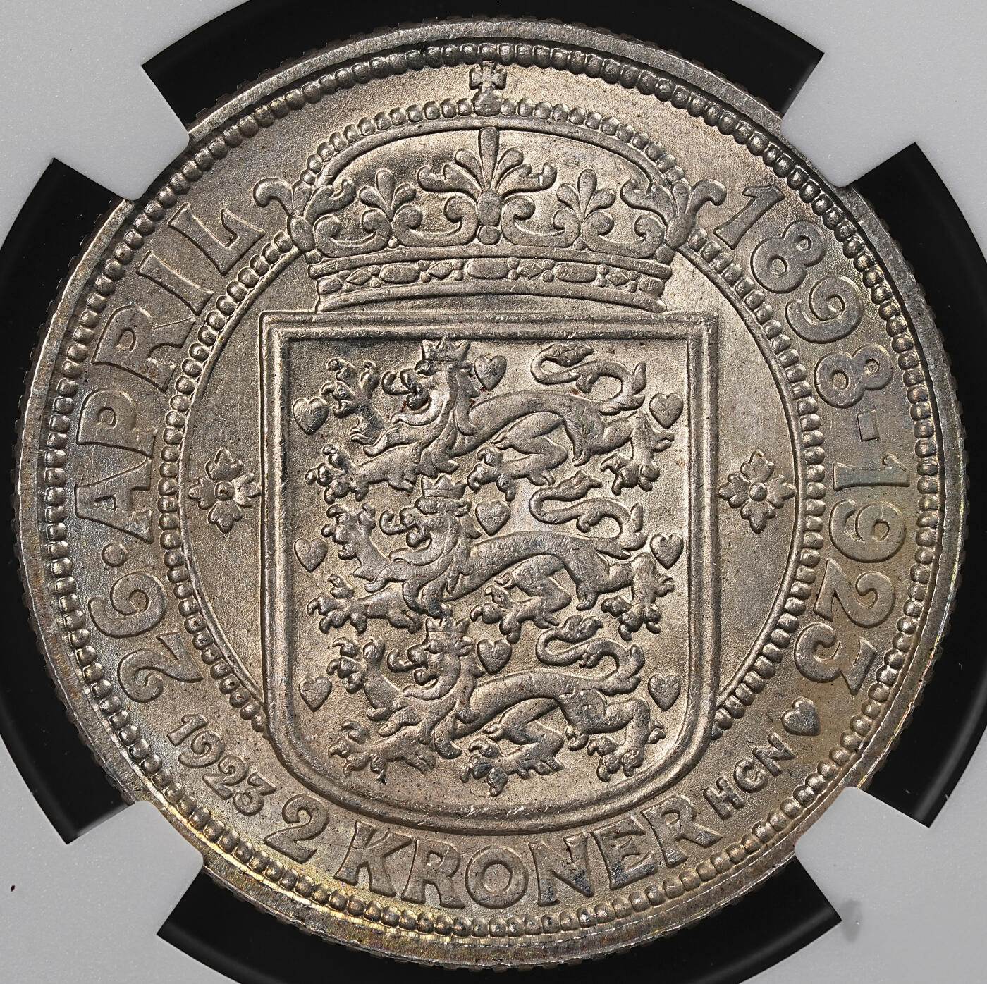 修遠堂世界钱币第八十二期 NGC MS64 1923年丹麦国王银婚纪念2克朗银币