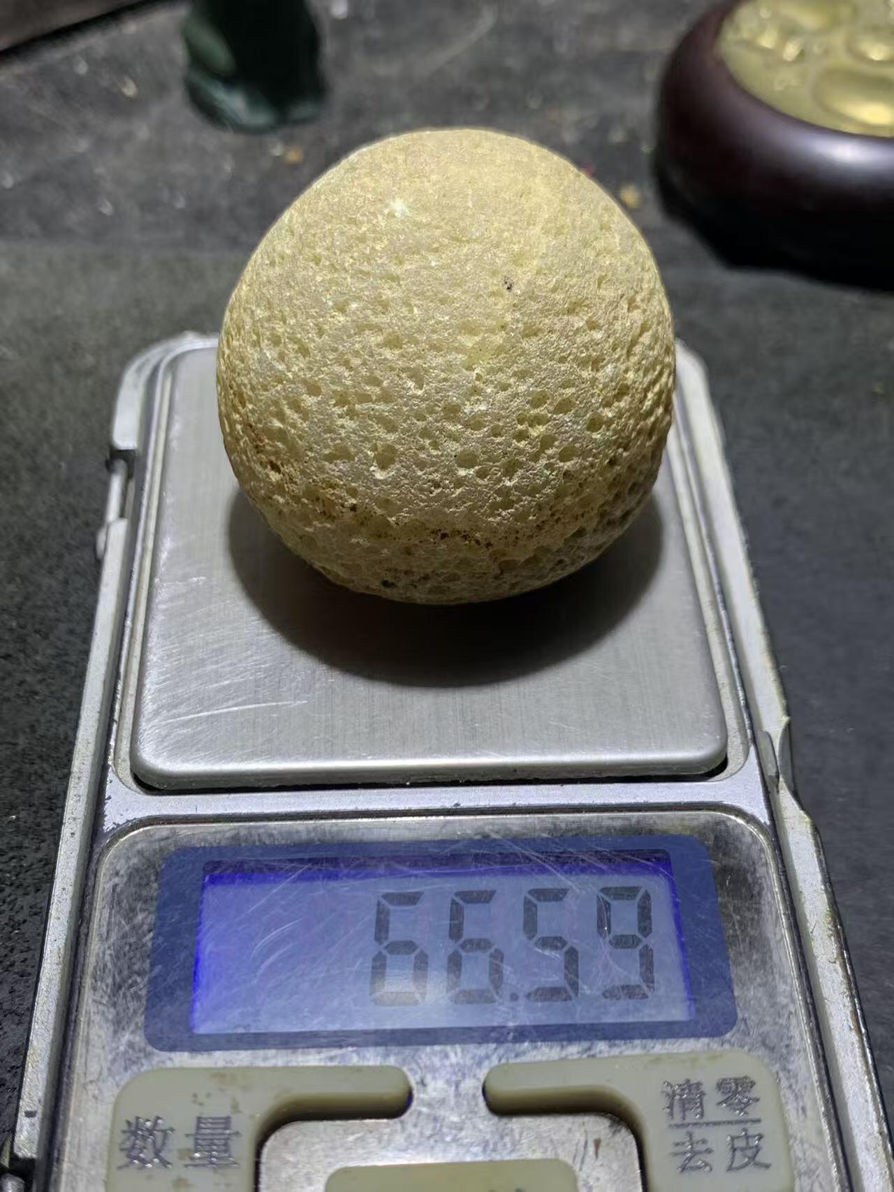 精美原皮高玉化战国红玛瑙原石一颗，，