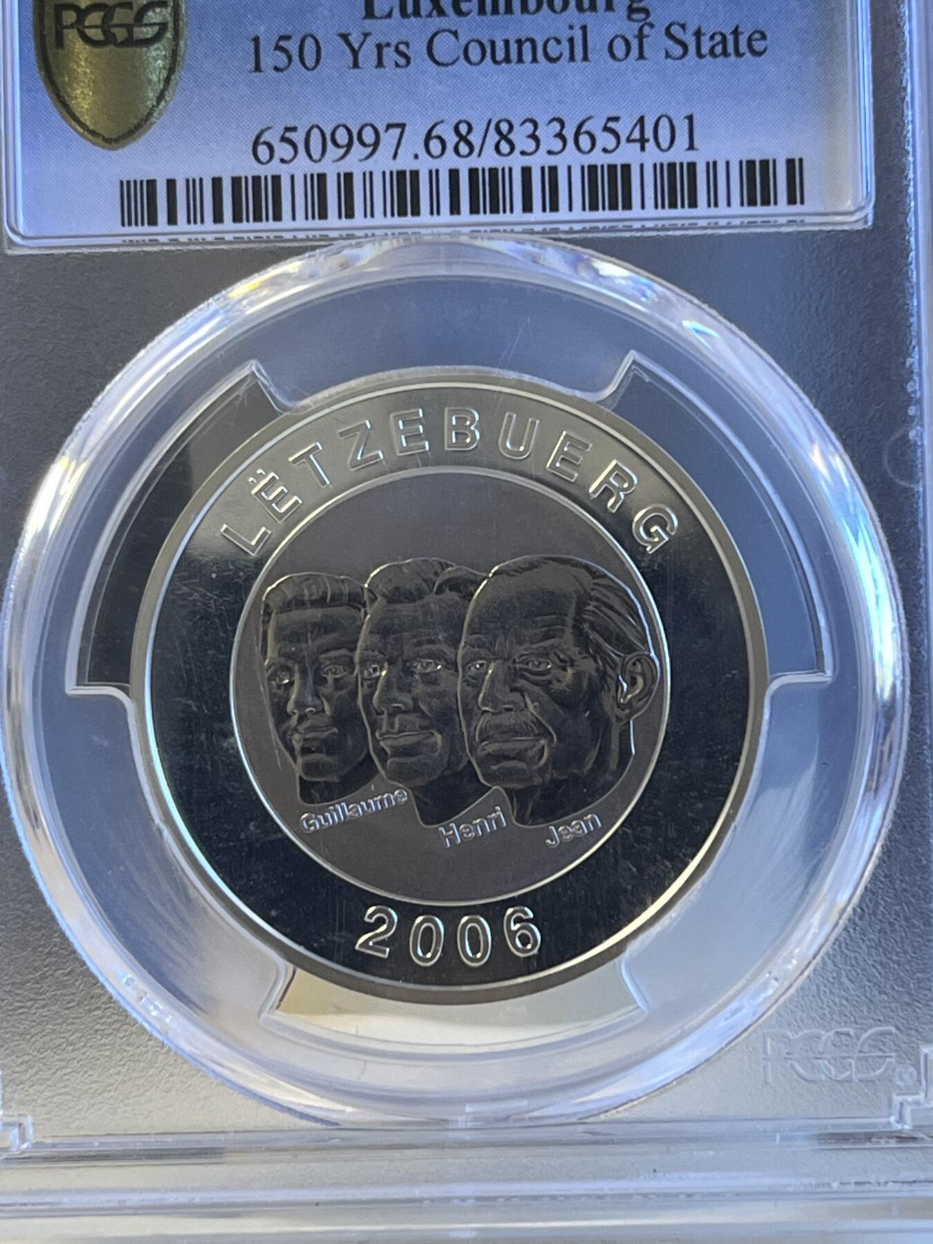 第172期拍卖【长期征集拍品】 卢森堡大公国2006年国务院150周年银钛双金属币PCGS-PR68DCAM ，外银内钛，发行量4000枚，正面是卢森堡三代大公头像，背面是国务院立面景观，非常精致大方
