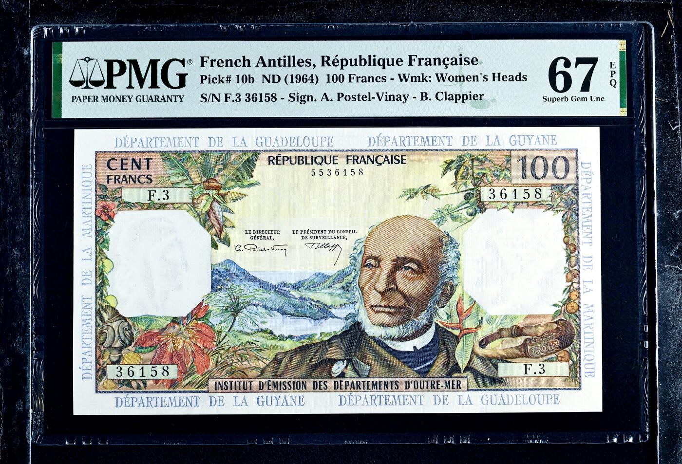 【Blue Auction】世界纸币精拍第717期——18级TOP拍卖/信誉/品质/专业/高效💫  【无47 该套最高值】法属安的列斯 1964年100法郎  PMG67EPQ 顶级高分 法属风设计精美 人物为维克托·舍尔歇——曾任法兰西第二共和国海军部副部长，主持废除法国殖民地奴隶制的委员会并推动法案通过（这是法国加勒比地区发行最后一系列纸币中最高面额，该系列后来被法国法郎以及欧元所取代。这张精美纸币有着令人惊叹的纸张质量，作为受欢迎的殖民地发行品，此枚纸币在高端评级中尤为珍贵）