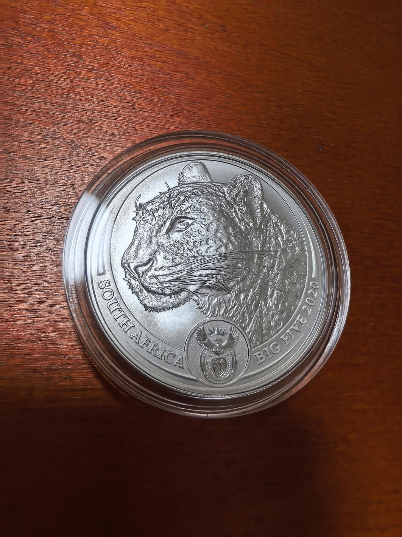 长老汇蛇年精选第四十一场拍卖 2020南非非洲五霸之一猎豹5朗德银币，1盎司999银，卡装，1.5万枚