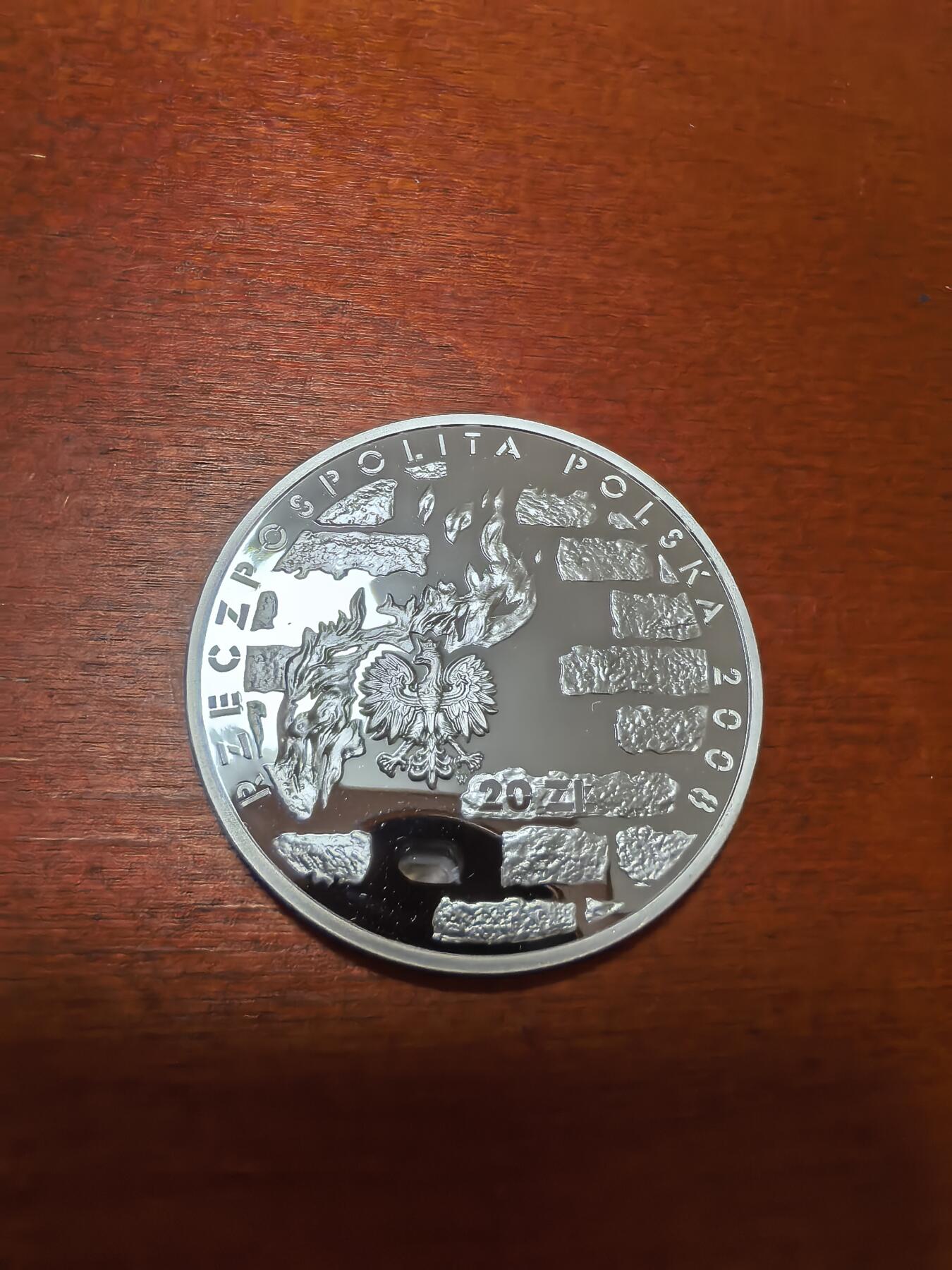 长老汇蛇年精选第四十一场拍卖 2008波兰华沙贫民窟起义65周年20兹罗提精制银币，28.28克925银（1）
