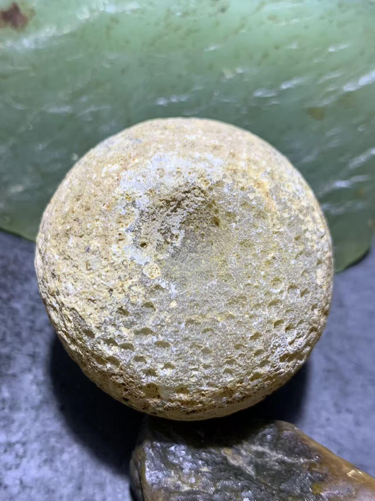 精美原皮高玉化战国红玛瑙原石一颗，，