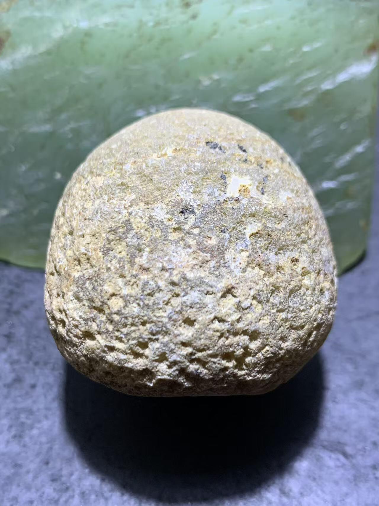 精美原皮高玉化战国红玛瑙原石一颗，，