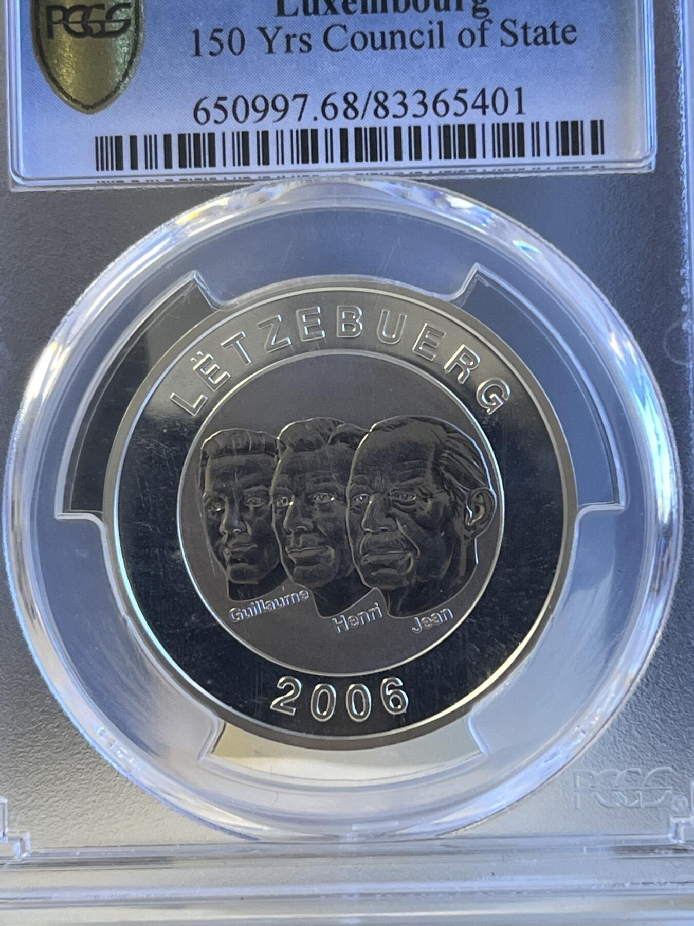 第172期拍卖【长期征集拍品】 卢森堡大公国2006年国务院150周年银钛双金属币PCGS-PR68DCAM ，外银内钛，发行量4000枚，正面是卢森堡三代大公头像，背面是国务院立面景观，非常精致大方