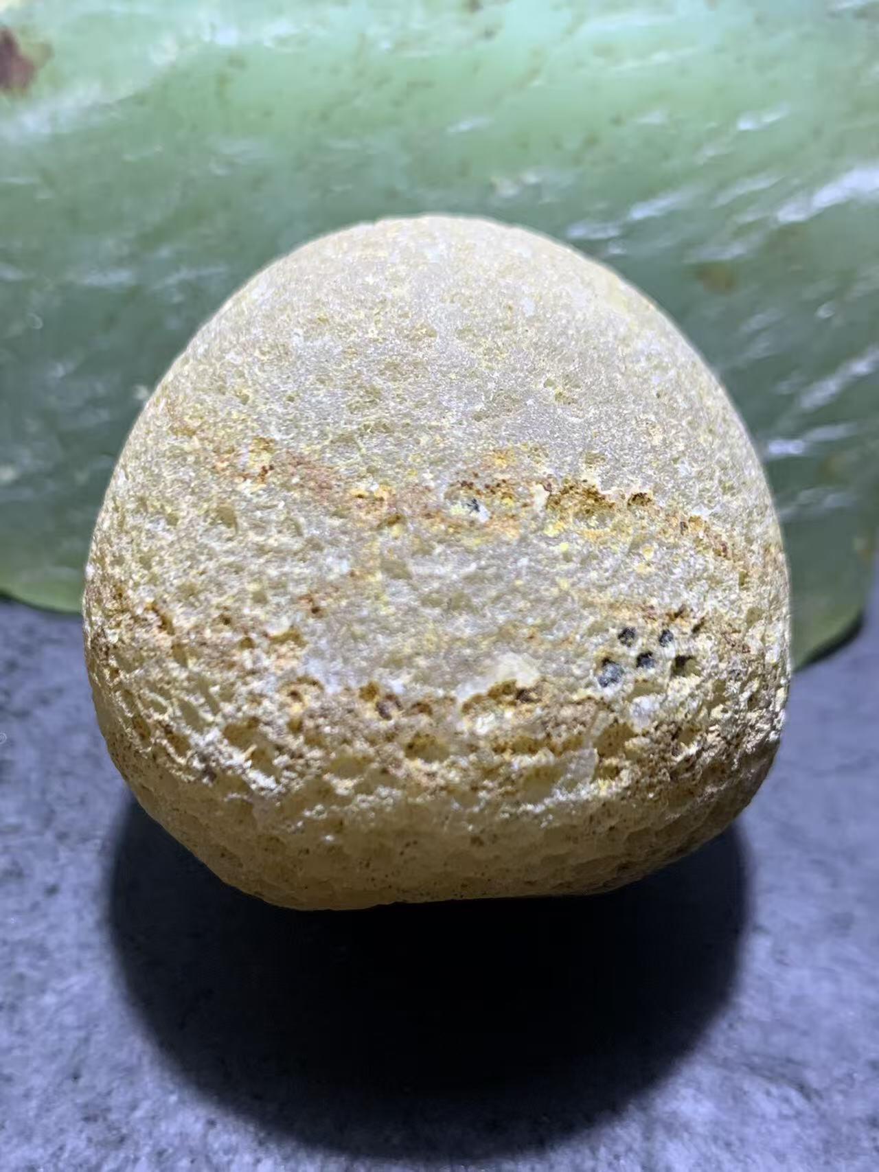 精美原皮高玉化战国红玛瑙原石一颗，，