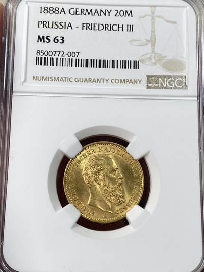 万国钱币拍卖第052期 - NGC MS63 1888年德国普鲁士三皇之年腓特烈三世短翅流通20马克金币 经典短翅金马克名品 邮票光泽 7.96g 900金
