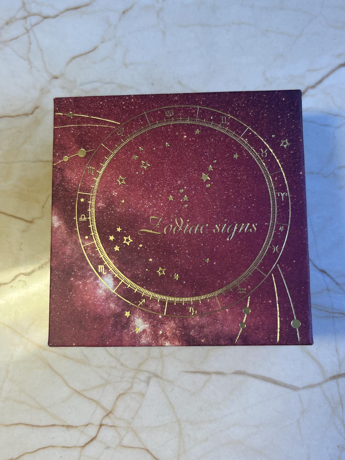 第173期拍卖【长期征集拍品】 喀麦隆2021年十二星座系列射手座镀玫瑰金纪念银币，999银镀金，10克，发行999枚