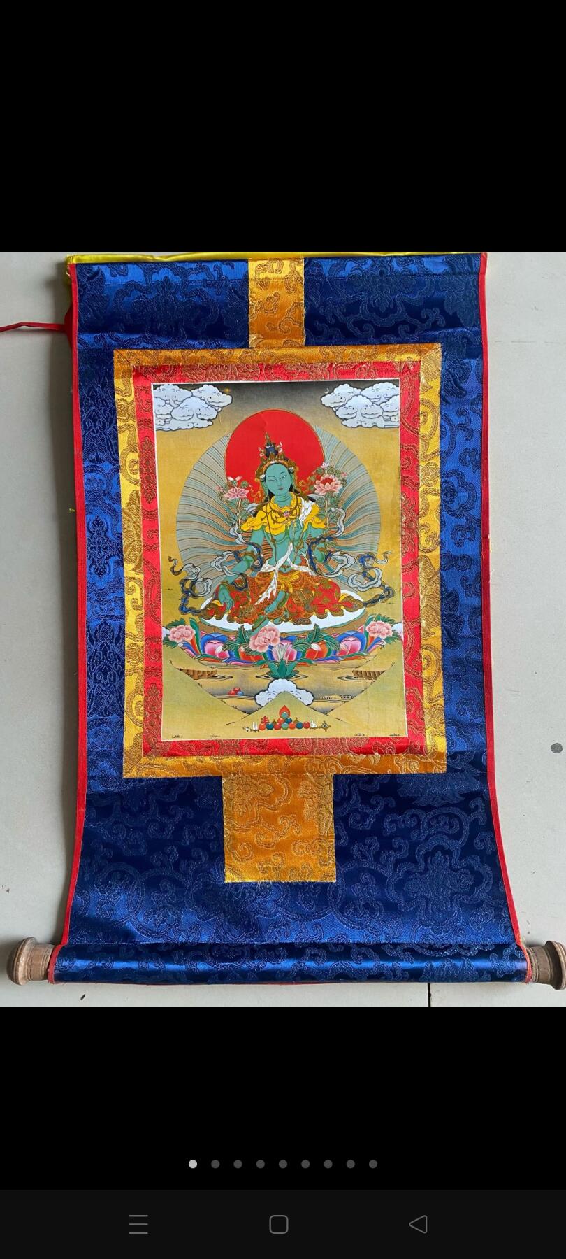 老寺庙拆迁偶得唐卡画，绢丝，手绘，精美绝伦，用料考究，做工精致，庙宇供奉多載，已开光，请回家吧，摆设供奉，镇宅辟邪，永世平安！