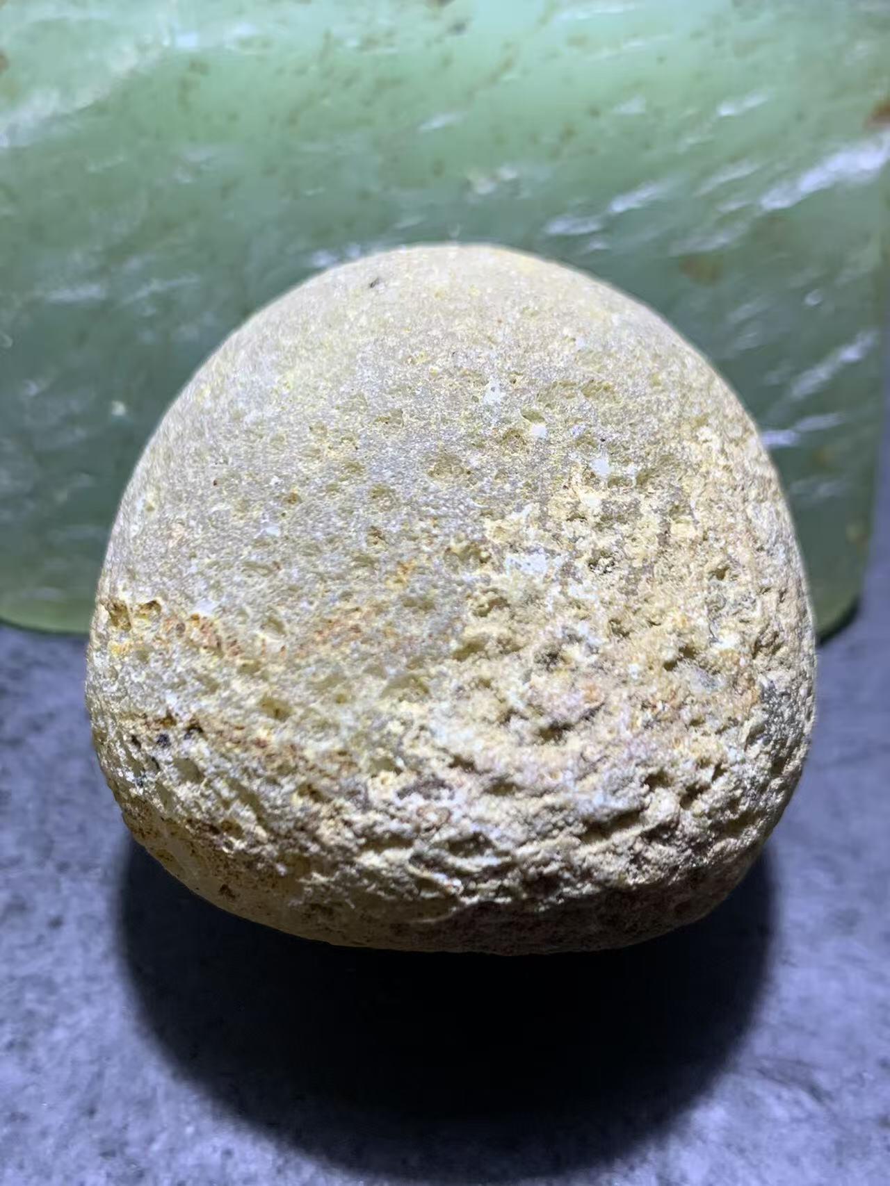 精美原皮高玉化战国红玛瑙原石一颗，，