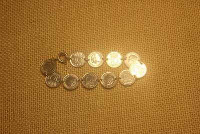2025.9.2德系主题小拍卖 - 硬币改制手链，取材自荷兰1950年10分硬币，近库存品相