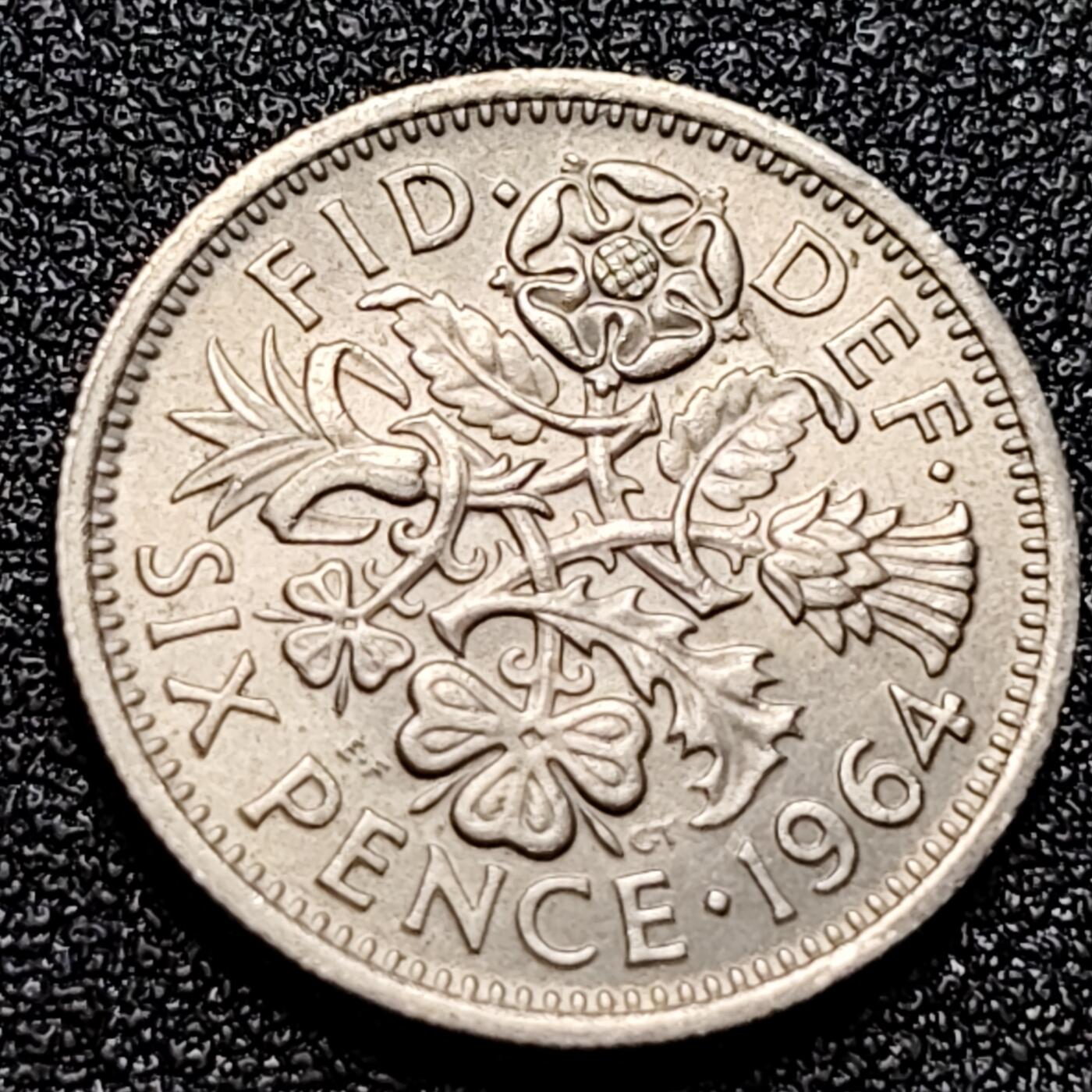 泉币菌-第101场-精品福利场 带光美品 1964年英属6便士 Lucky Coin结婚信物